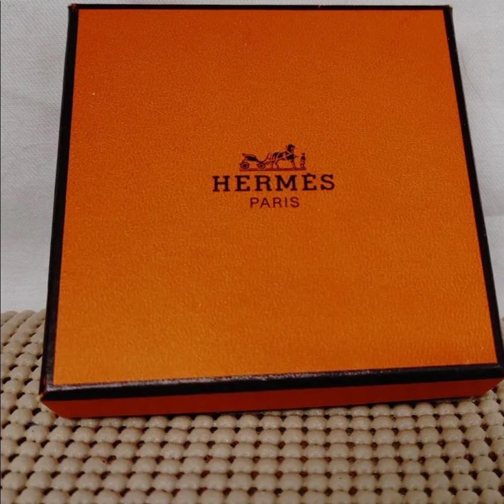 Authentic Hermes Narrow Enamel Bangle Bracelet - Picture 9 of 11